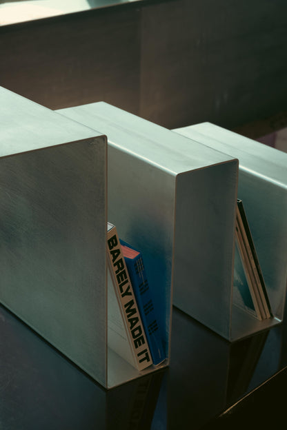 Dehgraf x Sirokris: Coffee Table Aluminium