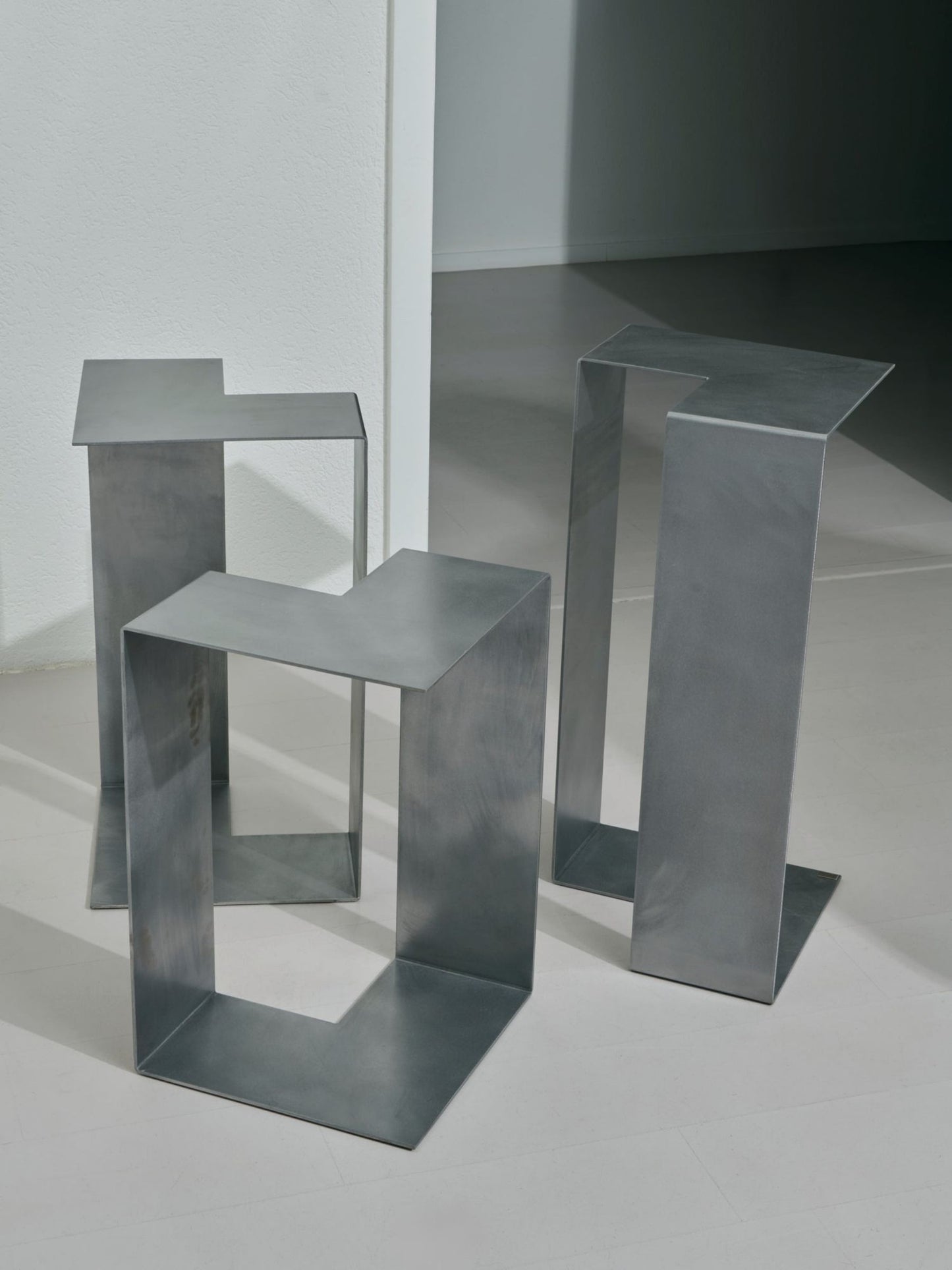 SIROKRIS aluminium display pedestals.